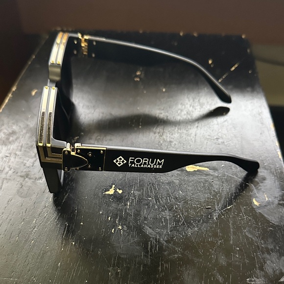 Women's Black Geometric Square Sunglasses with Gold Accent - Picture 2 of 11